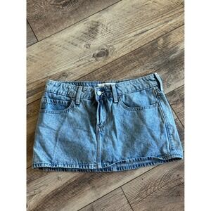 Hollister Light Wash Denim Skirt Bow Back‎ Pockets Size 6